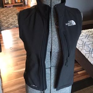 North face vest